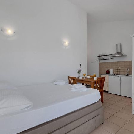 Apartments Marin Брела Стая снимка