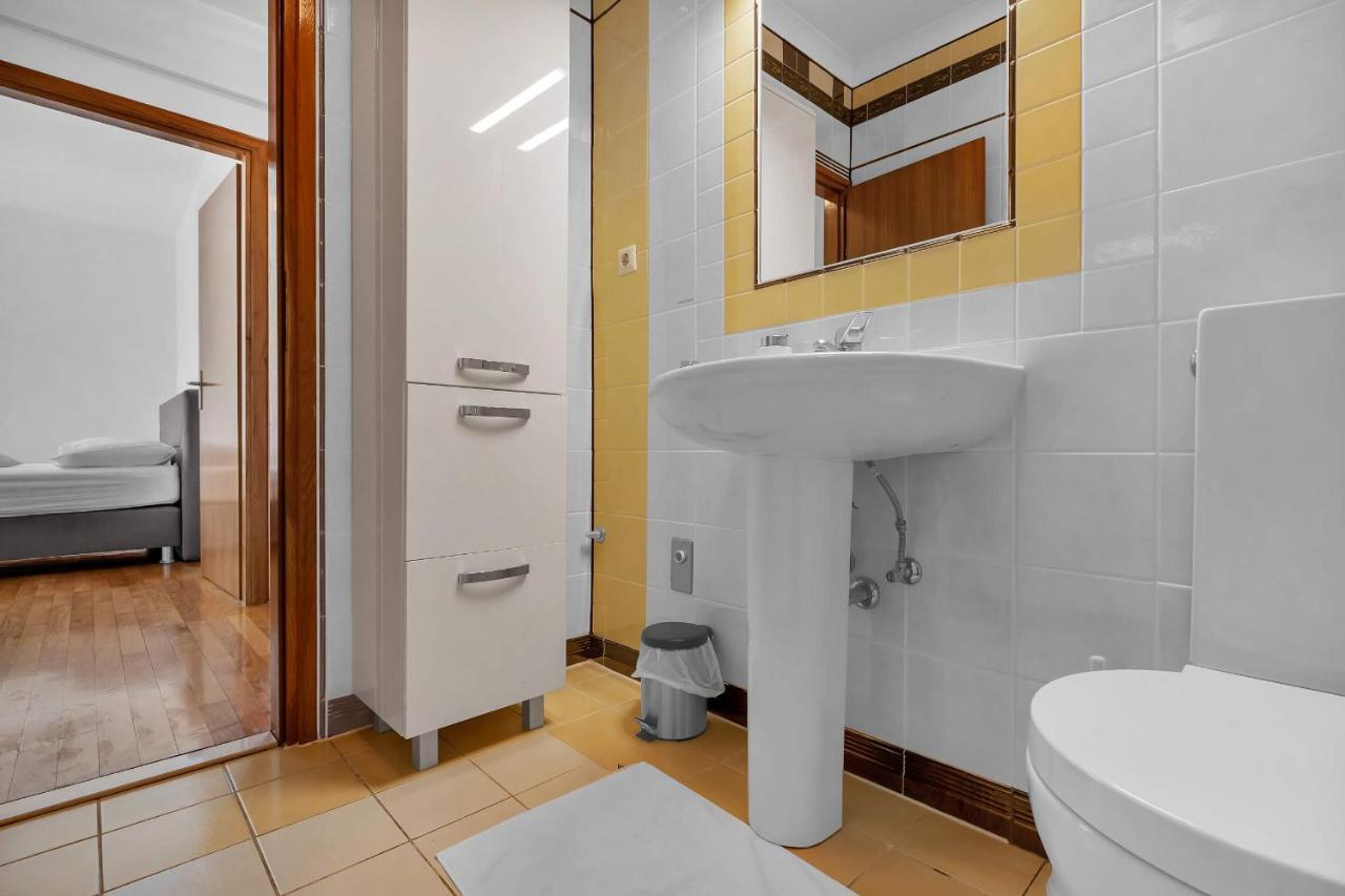 Apartments Marin Брела Екстериор снимка
