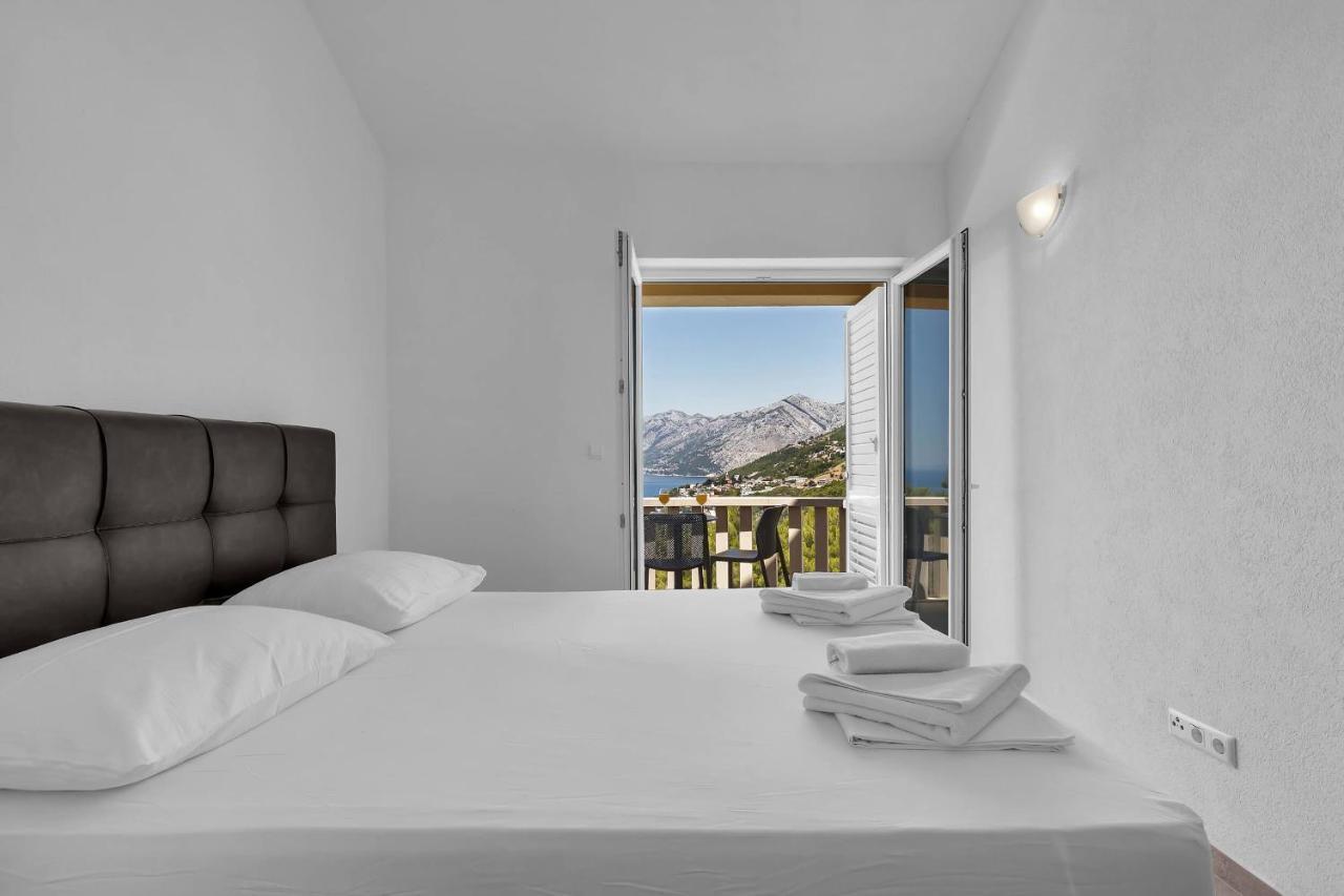 Apartments Marin Брела Екстериор снимка